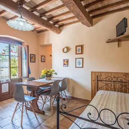 Poggio Primo - Bilocale Cavaliere Farm stay Castiglion Fibocchi